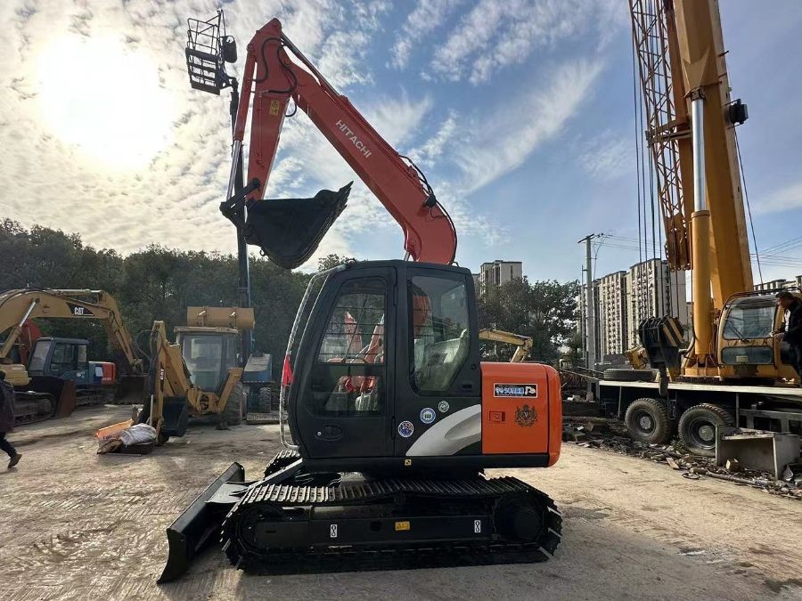 Japão Usado Hitachi Mini Excavator para venda Segunda mão ZX70 Jindongyu Machinery