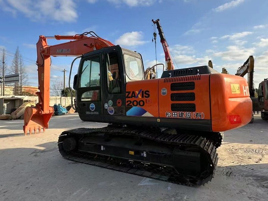 Japão Usado Hitachi Excavator para venda Segunda mão ZX200 Jindongyu Machinery