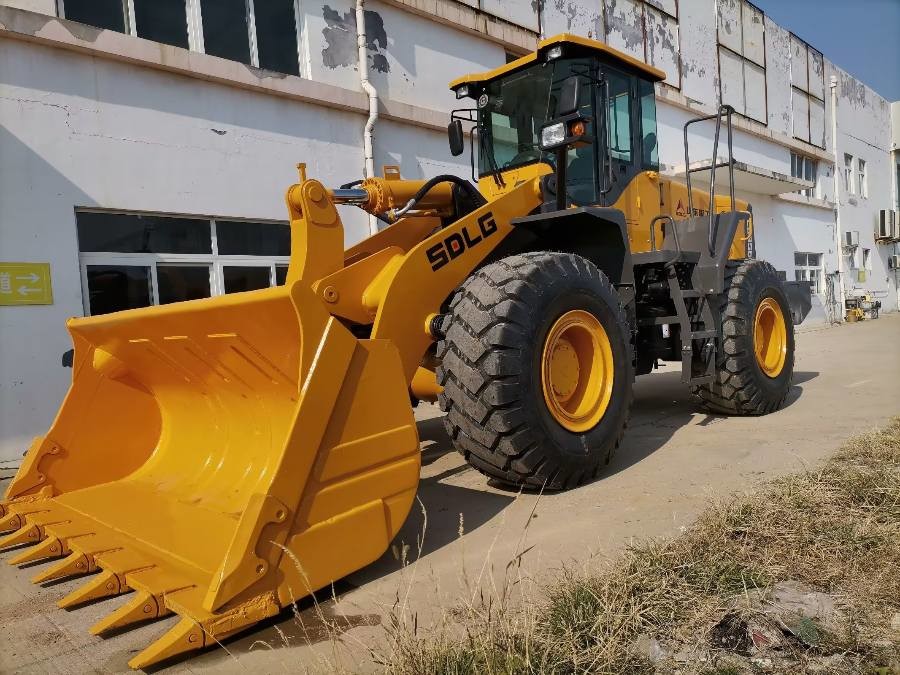 China Carregador de rodas SDLG usado para venda LG956L de segunda mão Máquinas Jindongyu